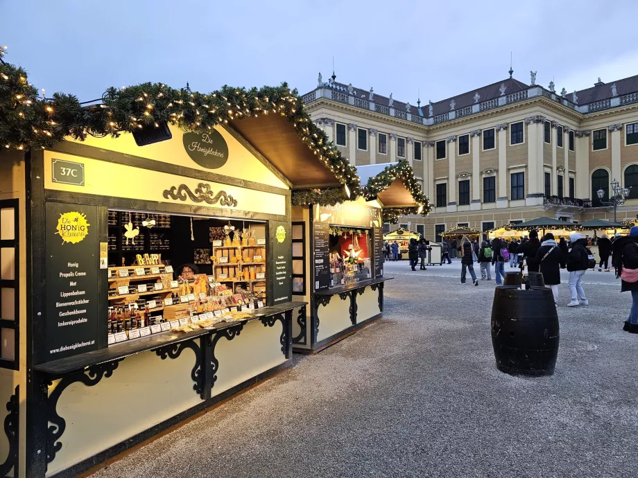 Schönbrunn Christmas Market