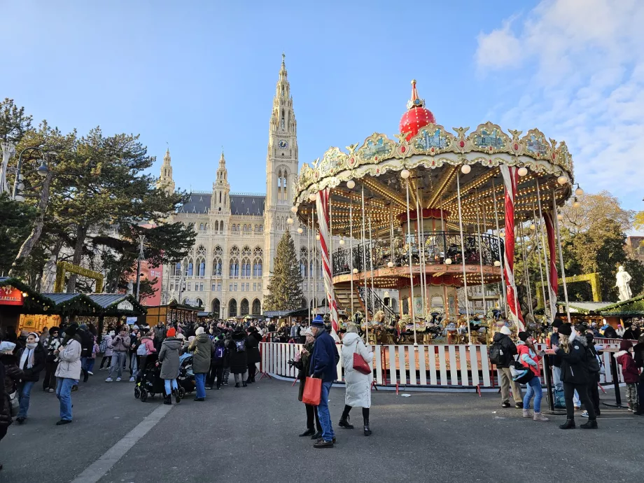 Christmas market in front of the town hall