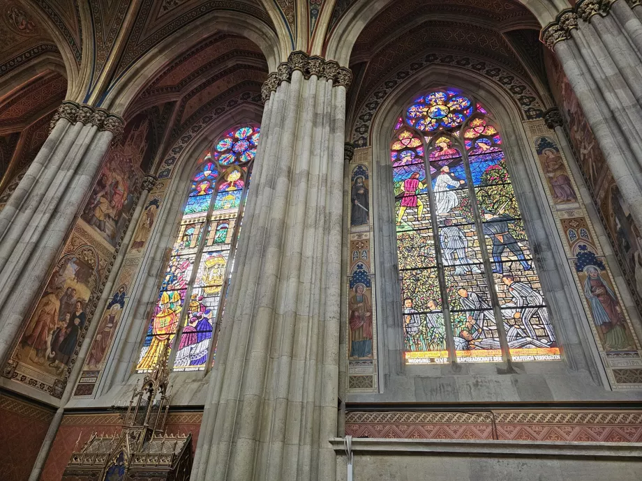 Stained glass windows, Votive church