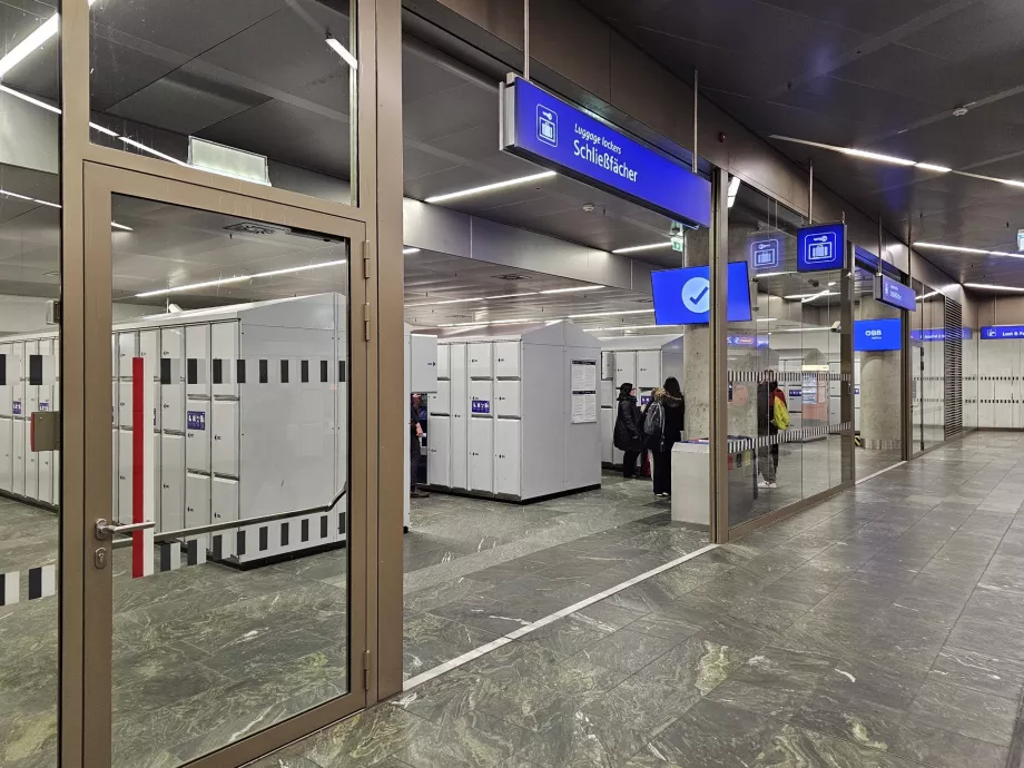 Luggage lockers at Wien Hbf