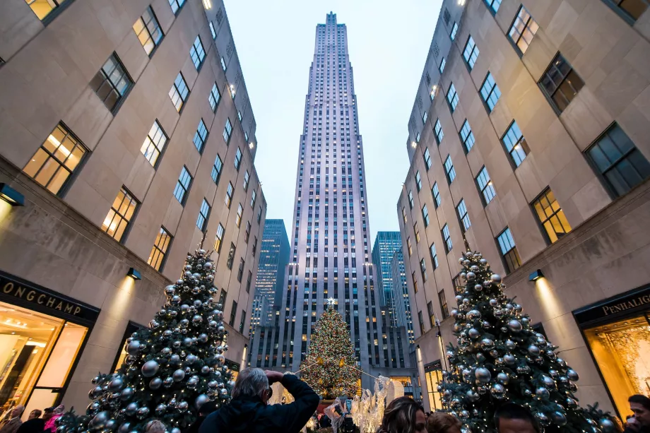 Main Building 30 Rockefeller Plaza