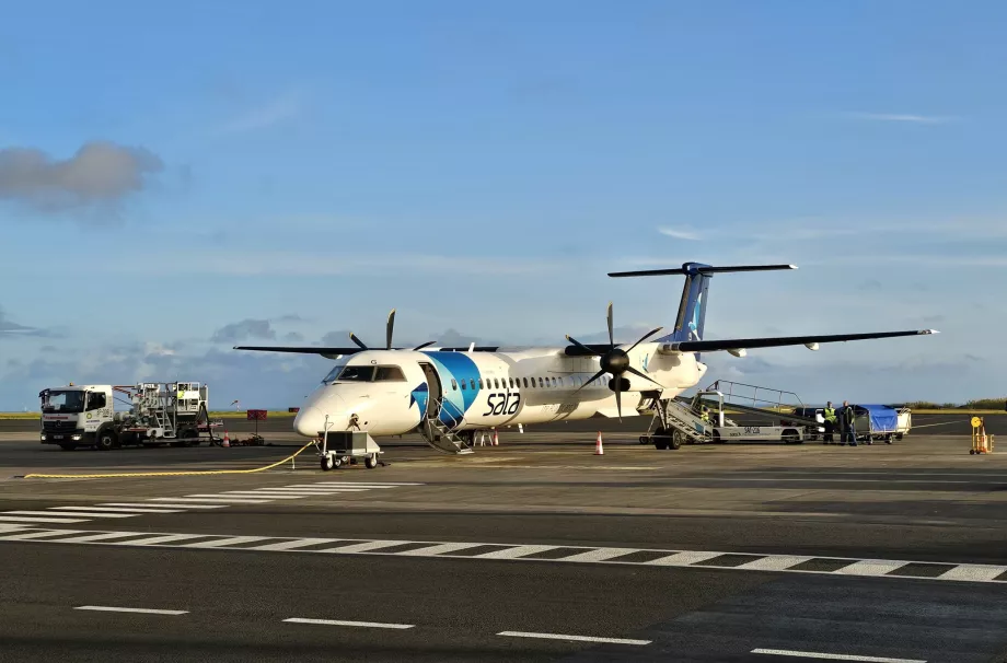 Dash 8 q-400 at Ponta Delgada Airport