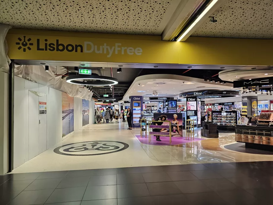 Duty Free, Lisbon Airport