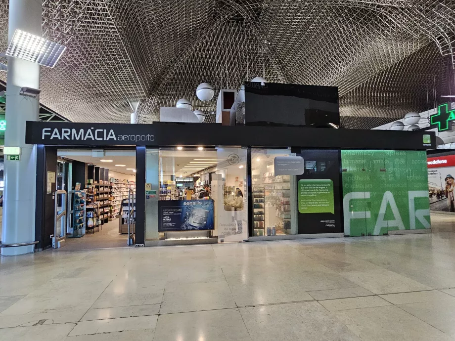 Pharmacy, Terminal 1, public area