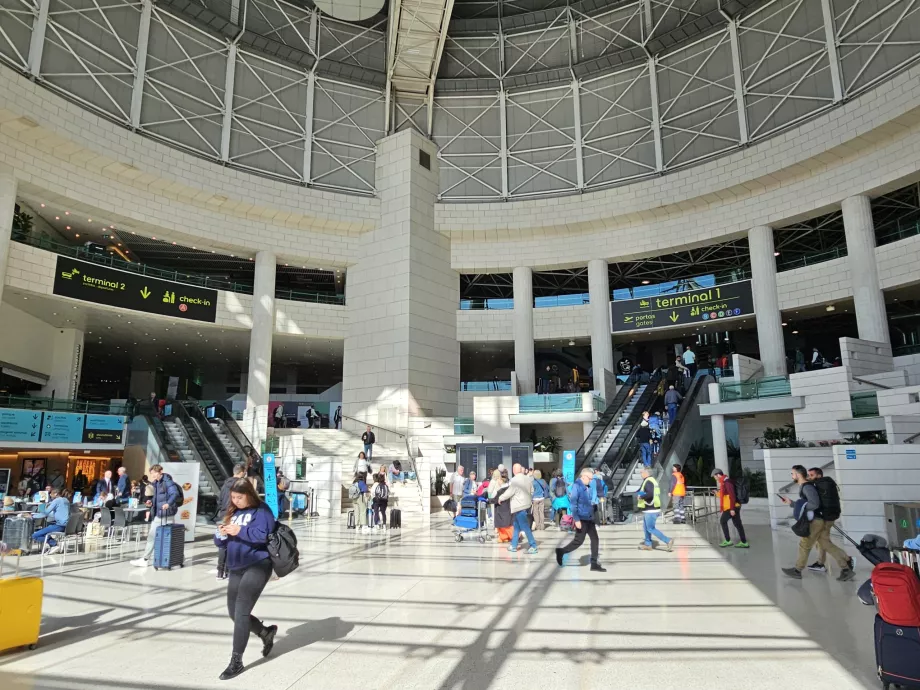 Central Hall of Terminal 1