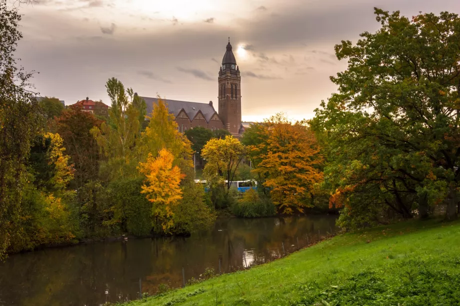 Annedalskyrkan as seen from Slottsskogen Park