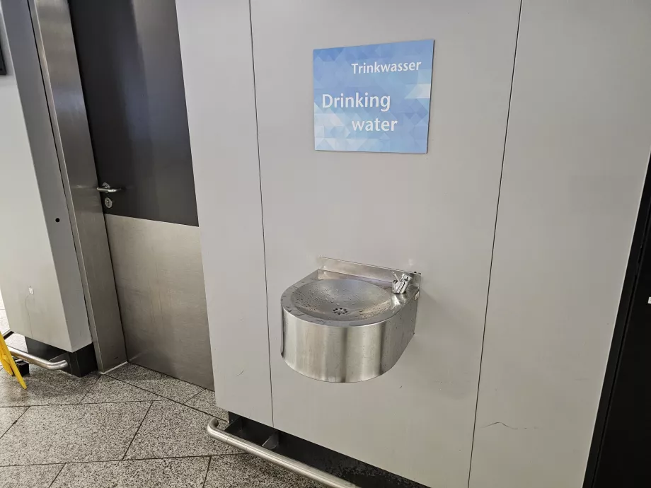 Drinking water, FRA airport