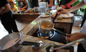 Thai cooking courses
