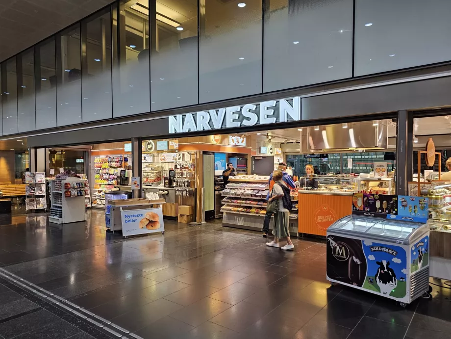 Narvesen Food, Arrivals hall