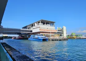 Sheung Wan wharf