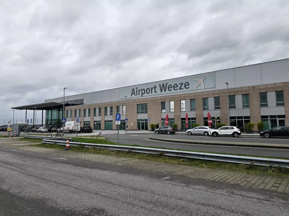 Weeze Airport Terminal