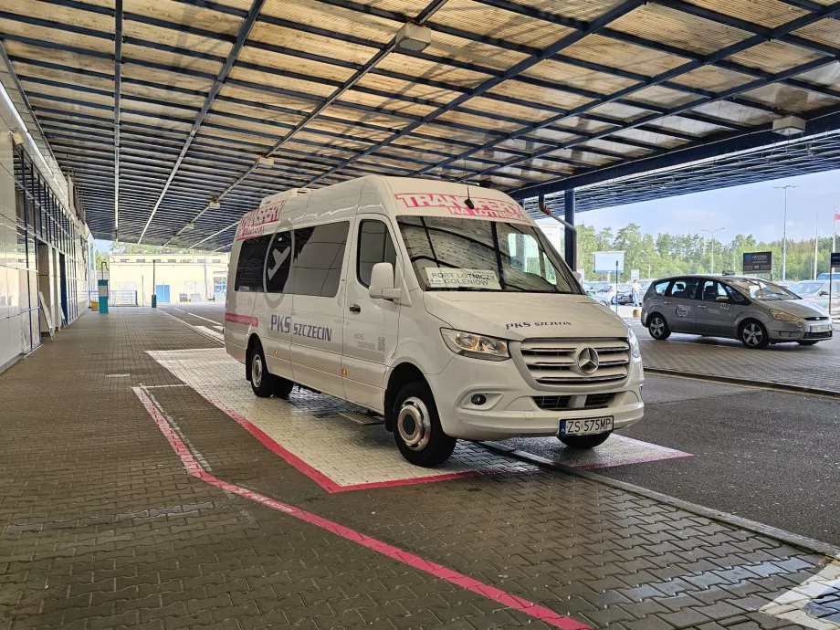 Minibus at Szczecin Airport