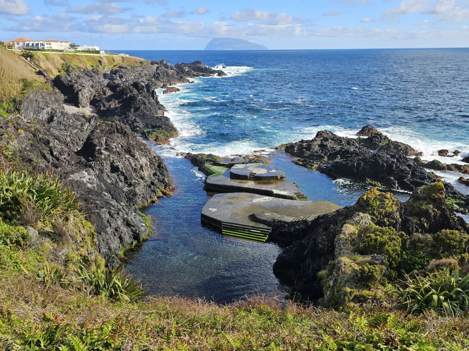 Natural swimming pools in Santa Cruz