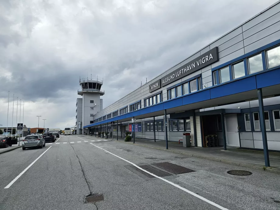 arrival by airport Alesund