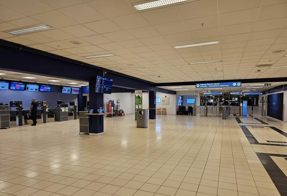 Alesund Airport departure hall