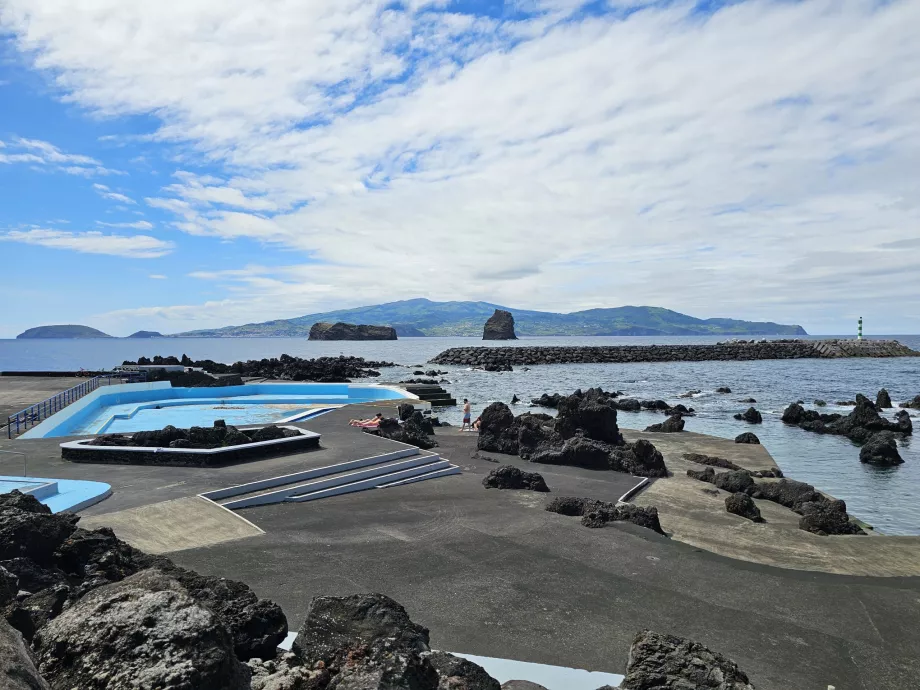 Natural and artificial pools Madalena