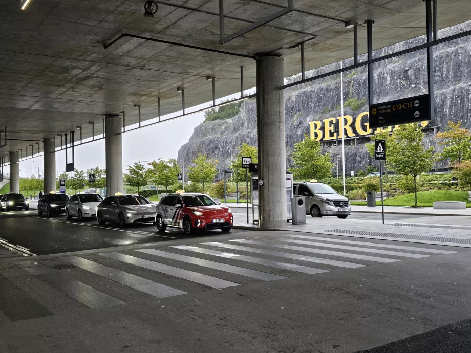 Taxi to Bergen Airport