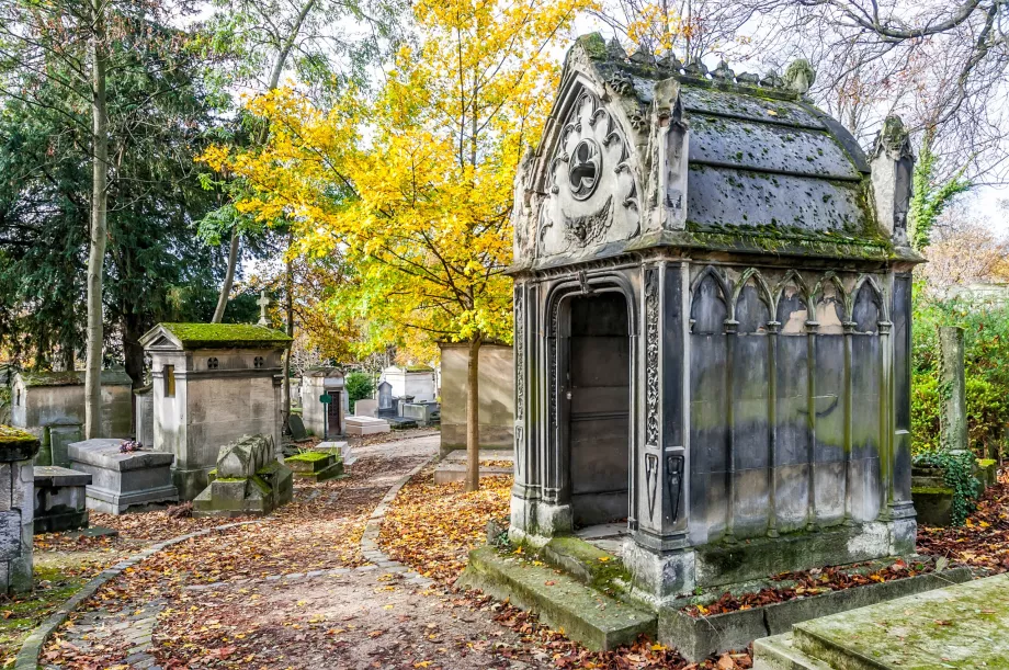 Pere Lachaise Cemetery