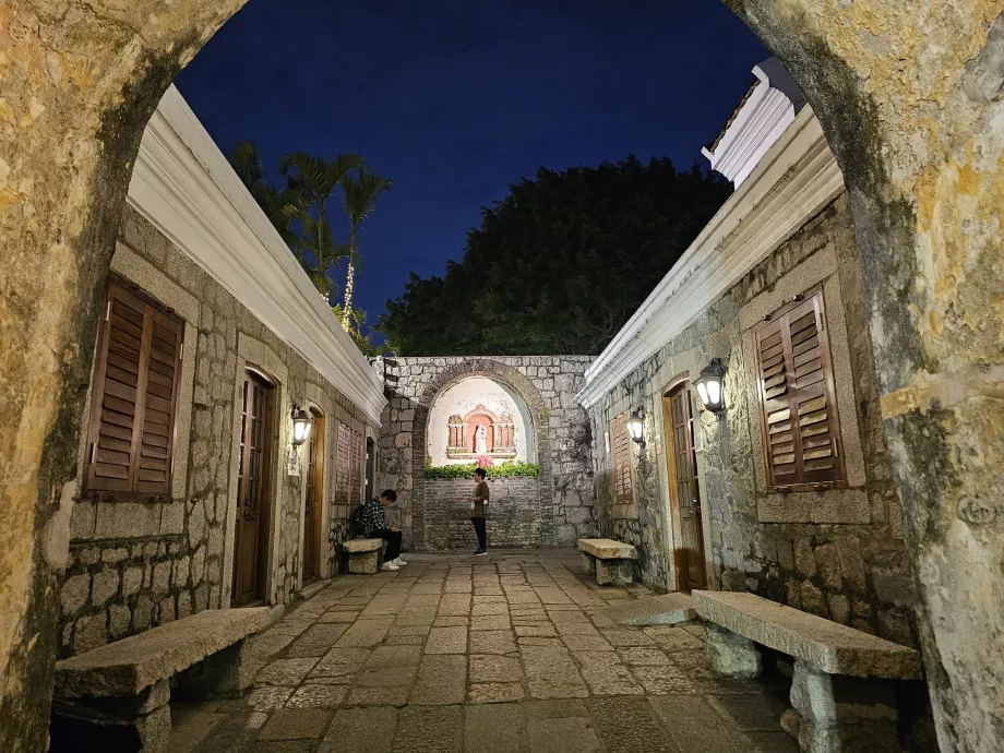 Entrance to the fortress