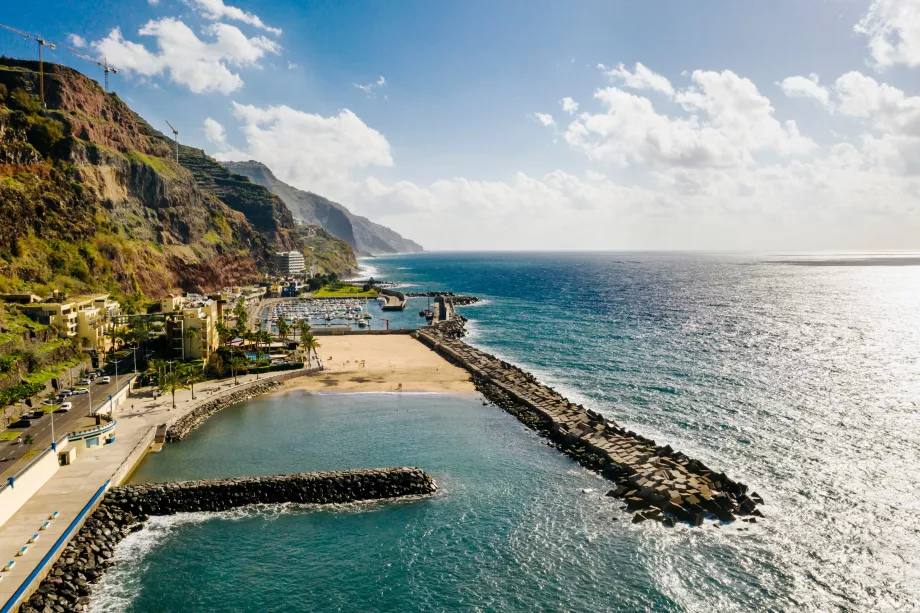 Calheta beach