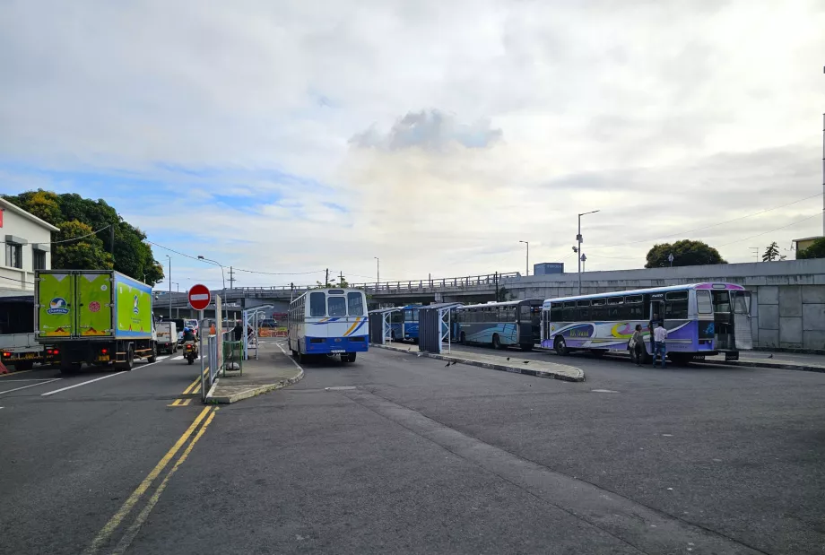 Deschartres Street bus station