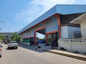 Maeklong Bus Station