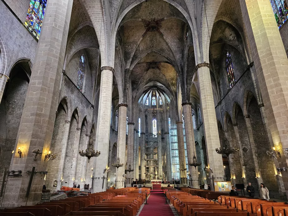 Santa Maria del Mar, interior