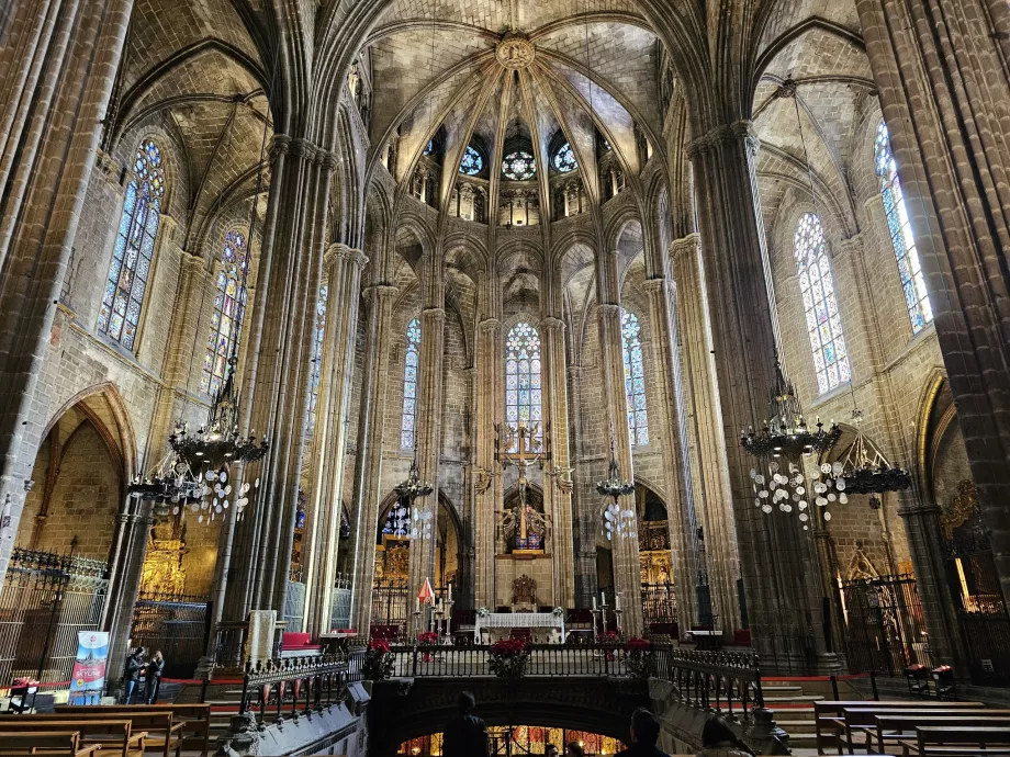 Barcelona Cathedral, interior