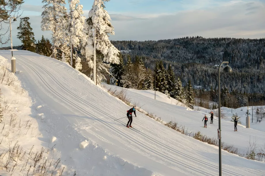 Skiing Holmenkollen