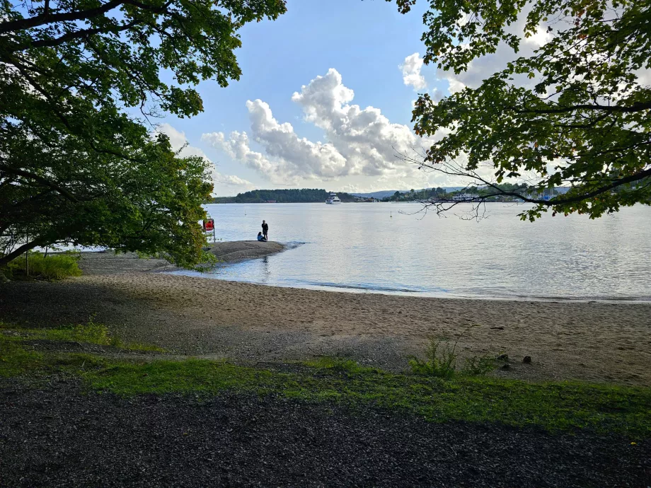 Hovedoya Beach