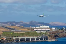 Landing at Madeira Airport