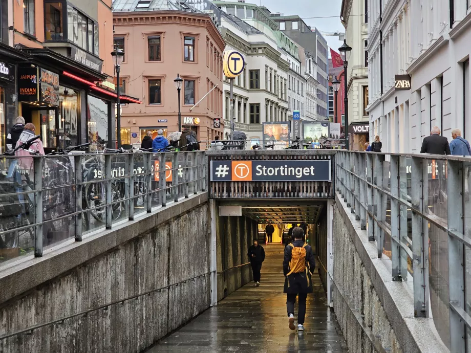 Entrance to the metro