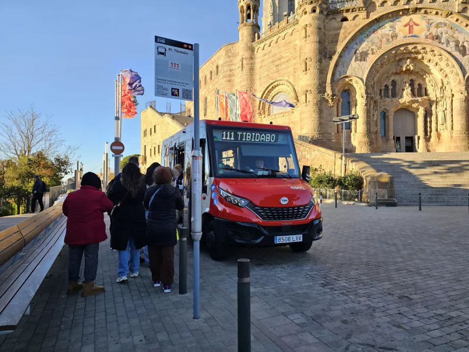 Bus to Tibidabo