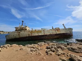 The wreck of the Edro III.
