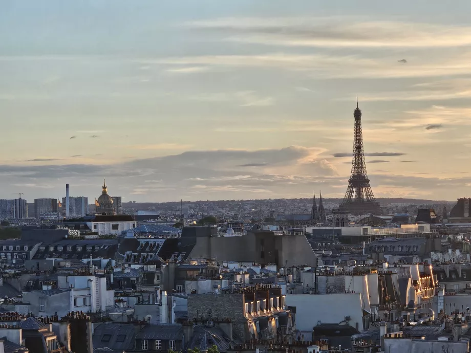 View of the Eiffel Tower from the Pompidou Centre