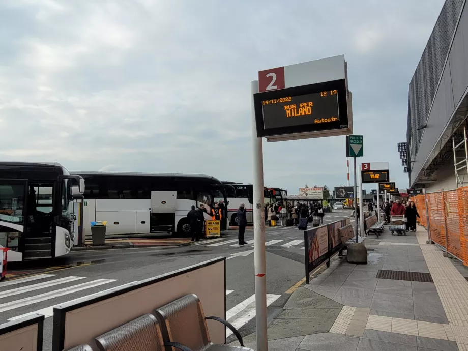 Bus stops in the direction of Milan