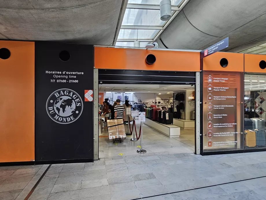 Luggage storage, Terminal 2 (by the TGV station)