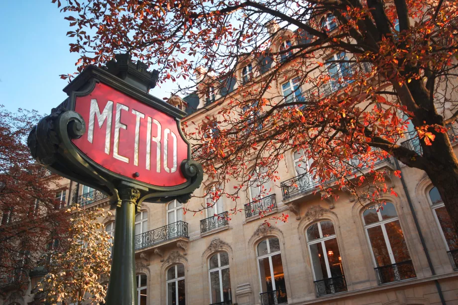 Metro sign