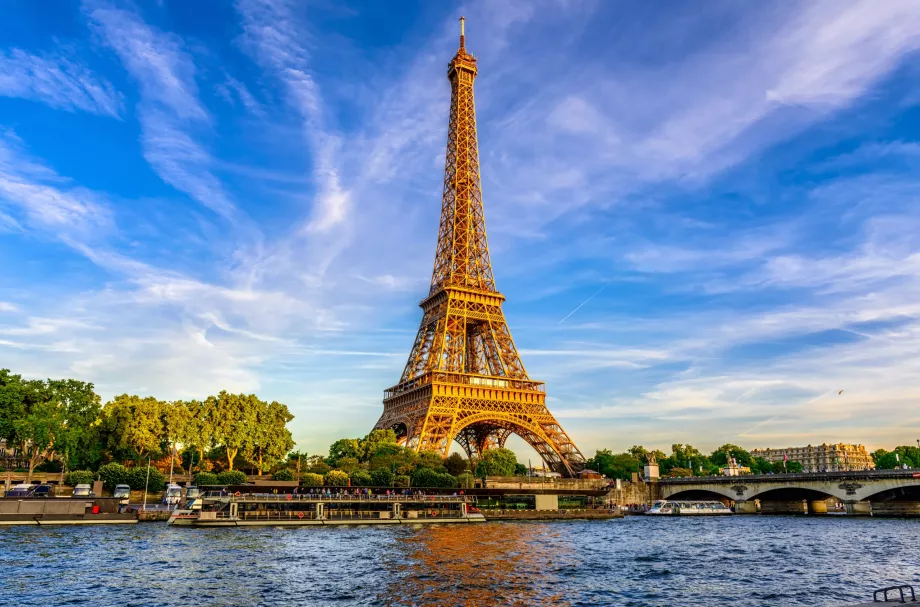 Eiffel Tower and Seine