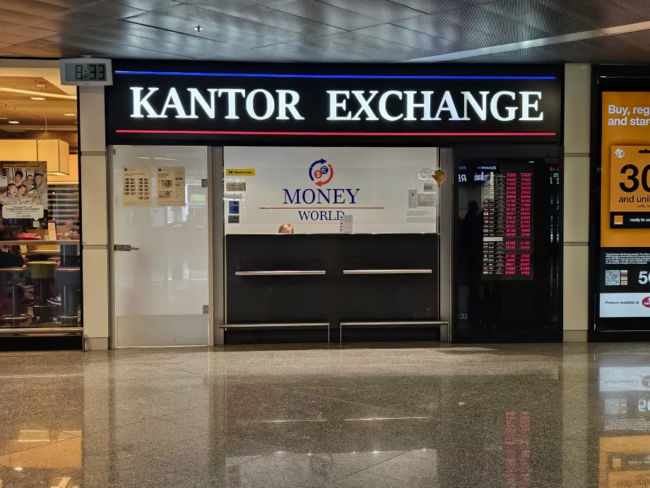 Exchange office in the arrivals hall, public area