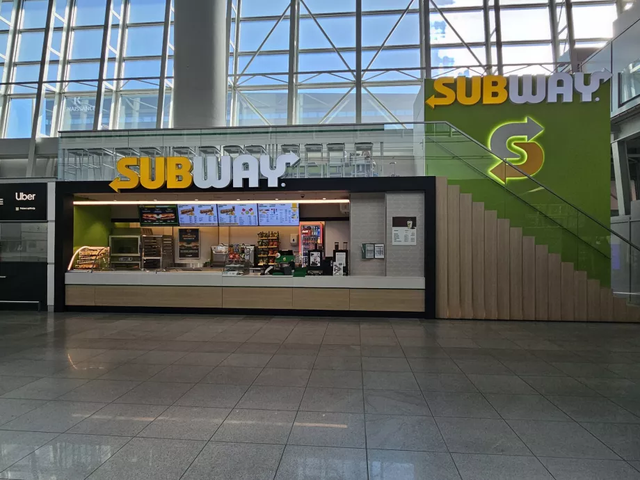 Subway, arrivals hall, public area