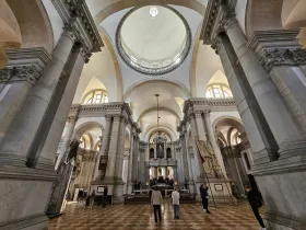 San Giorgio Maggiore, interior