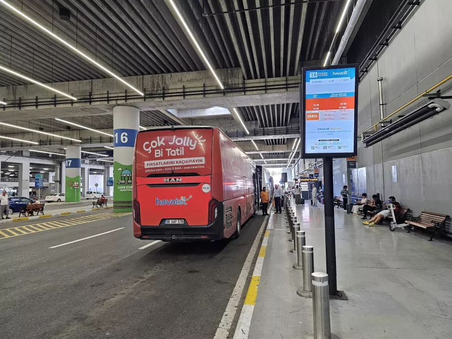 Bus stop at the airport - line direction Taksim (centre)