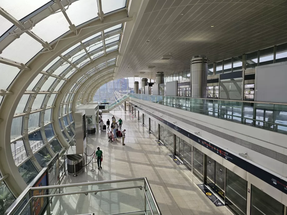 Station, Dubai Airport, Terminal 3