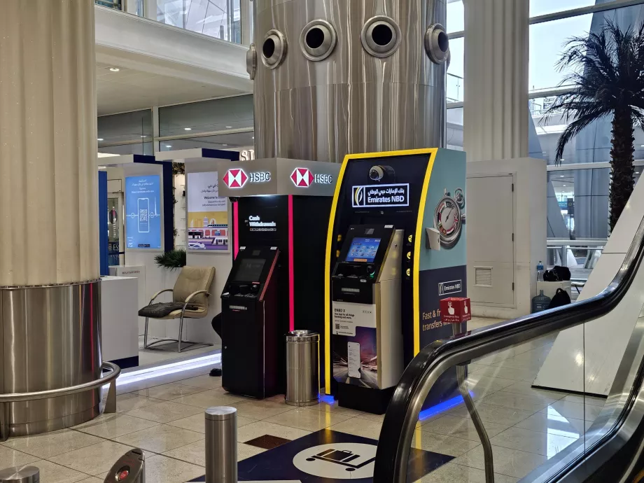 ATMs, public part, terminal 3