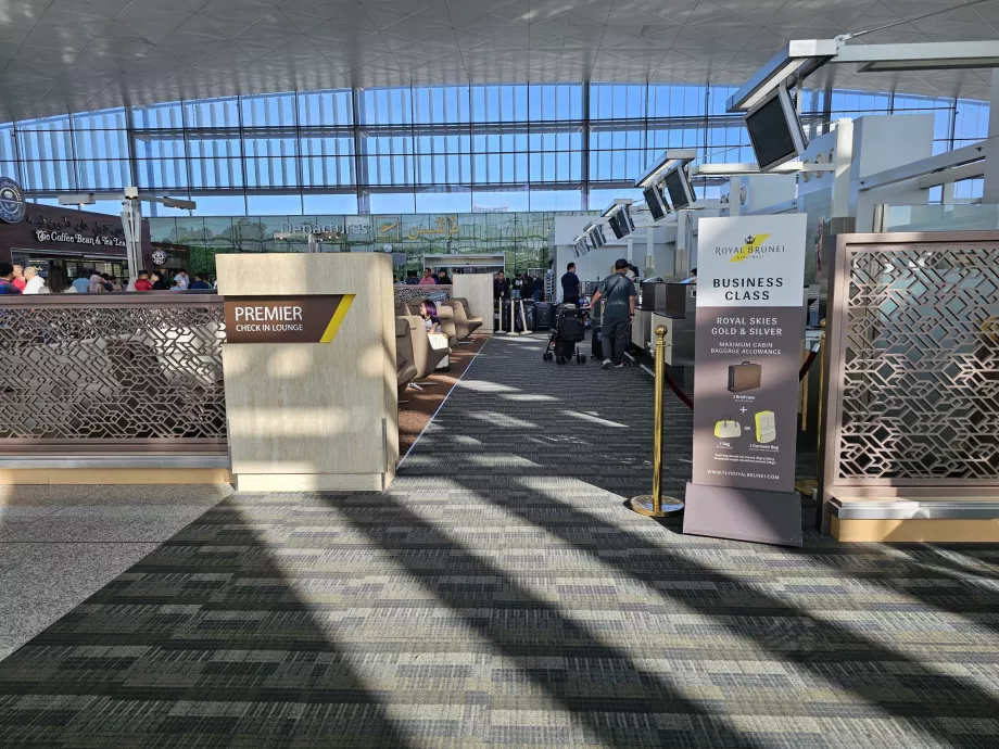 Check-in at the airport, Royal Brunei