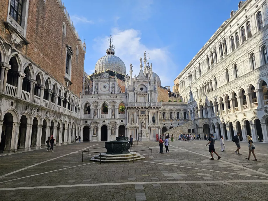 Court of the Doge's Palace