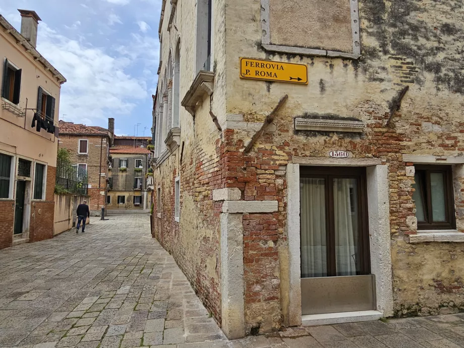 Pedestrian signage