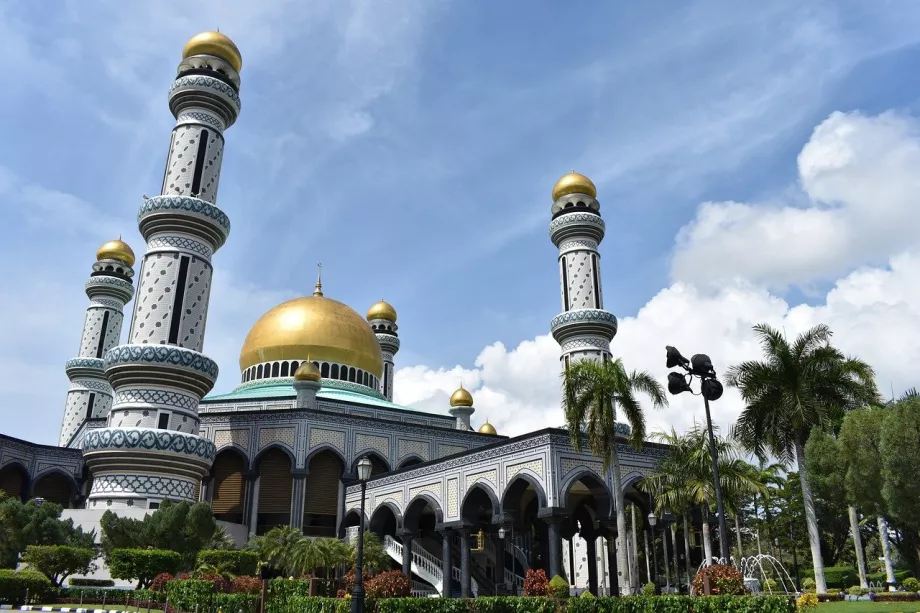 Jame Asr Hassanil Bolkiah Mosque