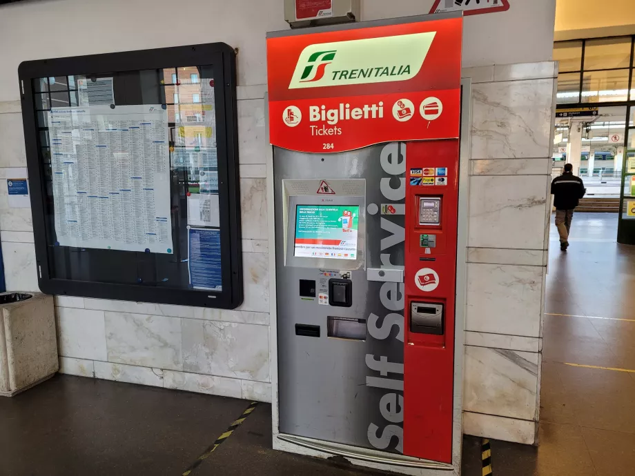 Train ticket vending machine